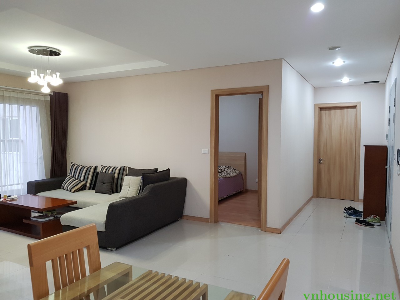 cho thuê căn hộ chung cư 17T2-trung hòa nhân chính,153m2,3pn,full đồ,16tr/tháng.LH:0971440890