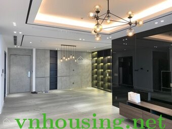 cần bán căn 4PN, DT 158m2, tòa S3, view hồ, giá bán: 10.5 tỷ (full đồ) Vinhomes Skylake