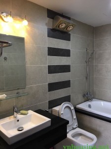 cho thuê royan city nguyễn trãi DT113m2 2PN đồ cơ bản,giá yêu 18tr L/H 01655679812